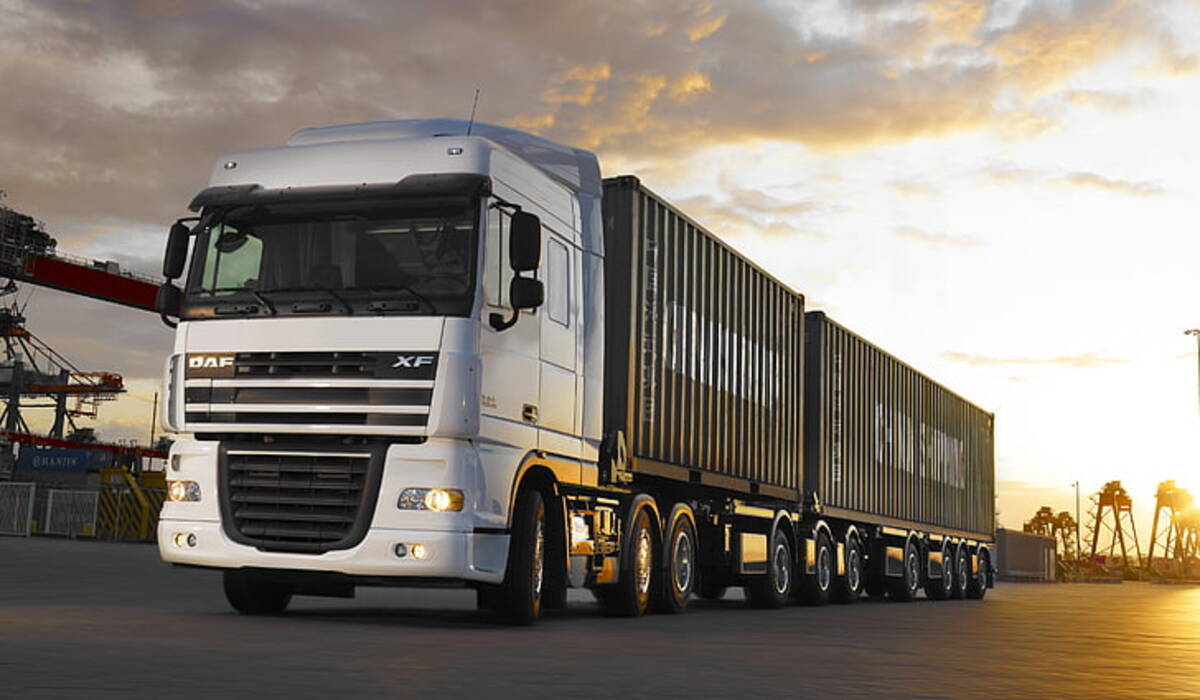 truck-daf-xf105-a-container-ship-wallpaper-preview